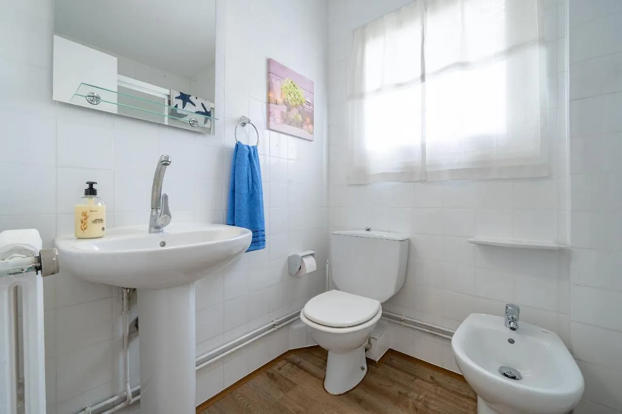 Hauzify I Apartament Nautilus Salou Apartment
