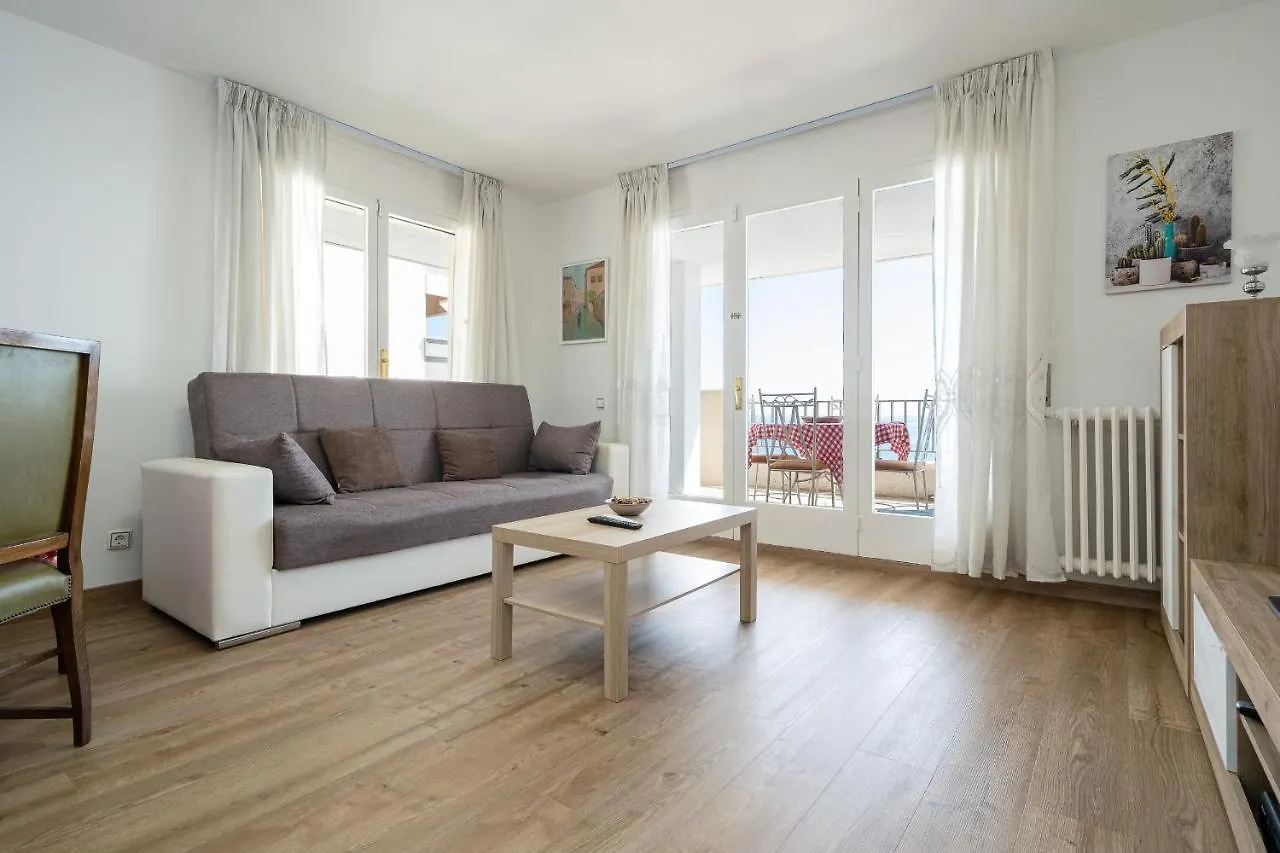 Apartment Hauzify I Apartament Nautilus Salou Spain